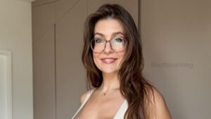 Leicht Perlig aka Softsparkling Bio, Age, Height, Net Worth, Dating