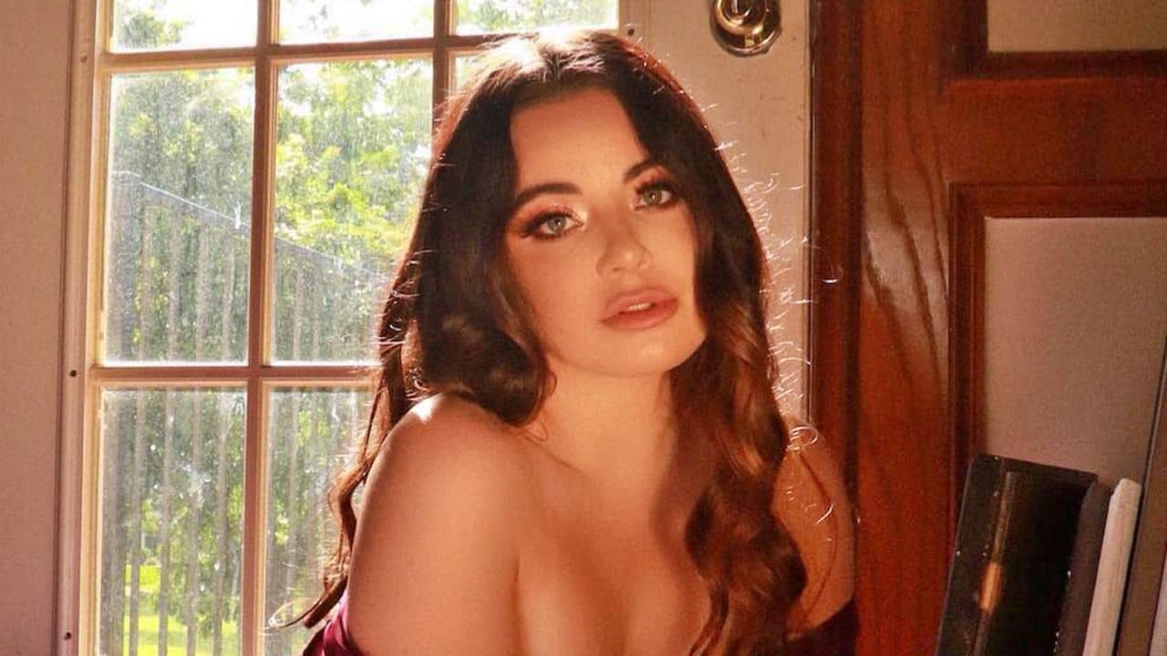 Ashley Ortega | Bio, Wiki, Age, Height, Net Worth, Dating, Facts