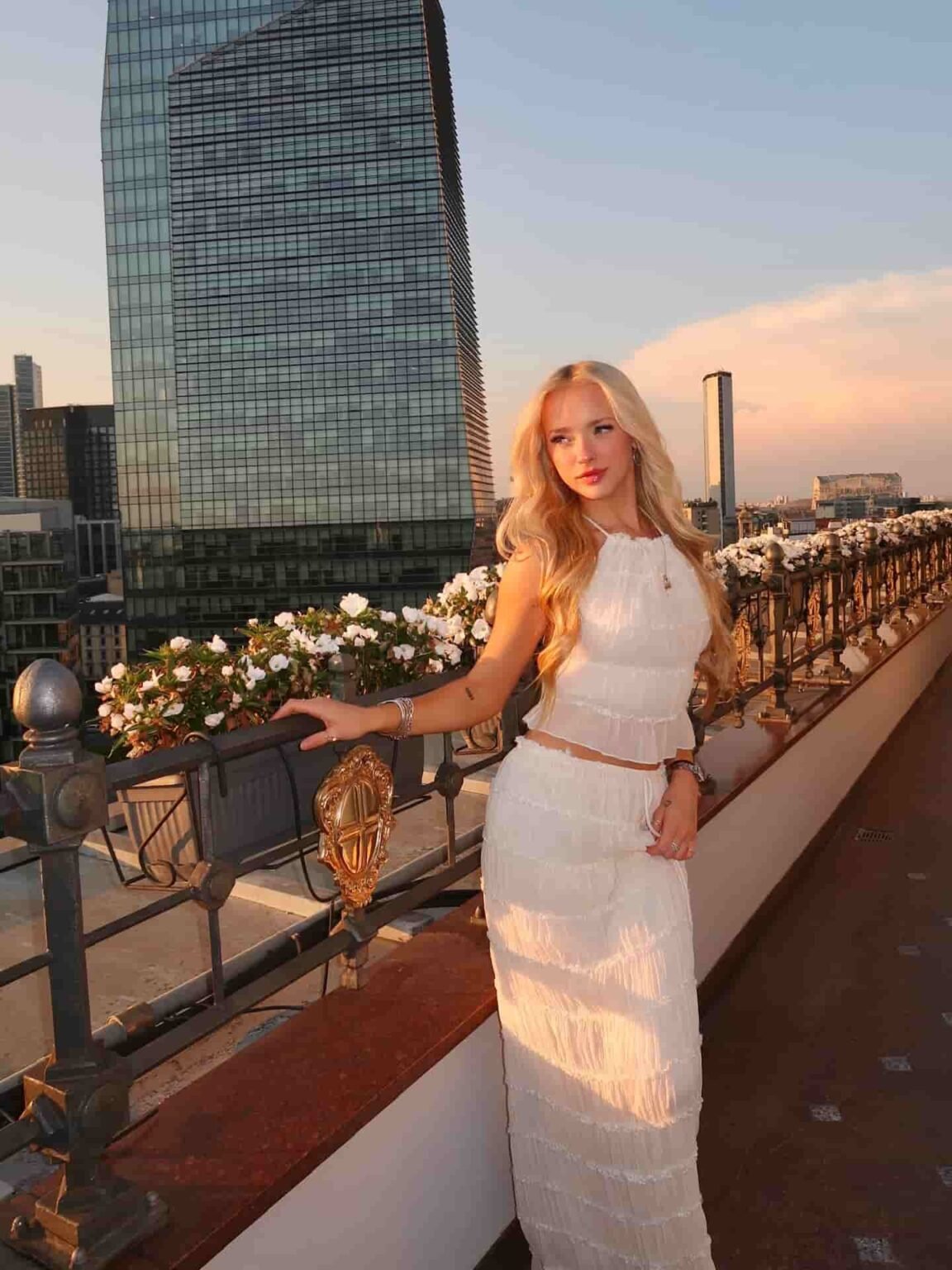 Julia Filippo Bio, Wiki, Age, Height, Net Worth, Dating, Trivia