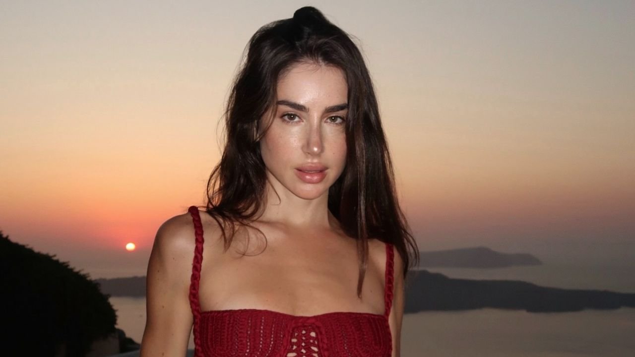 María Guadalupe Perotti | Bio, Wiki, Age, Height, Net Worth, Dating, Trivia