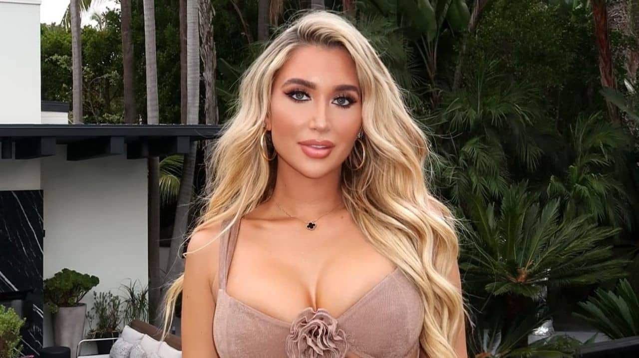 Nikita Sullivan | Bio, Wiki, Age, Height, Net Worth, Dating, Trivia