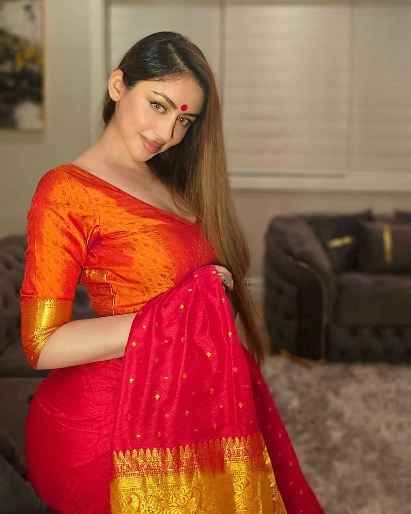Shilpa Sethi | Bio, Wiki, Age, Height, Net Worth, Dating, Trivia
