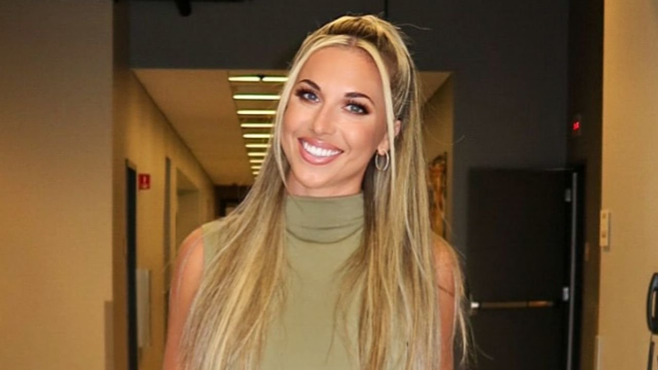 Erin Kate Dolan | Bio, Wiki, Age, Height, Net Worth, Dating, Trivia