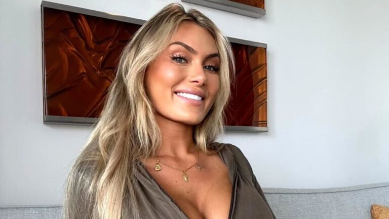 fallonlovexo | Bio, Wiki, Age, Height, Net Worth, Dating, Trivia