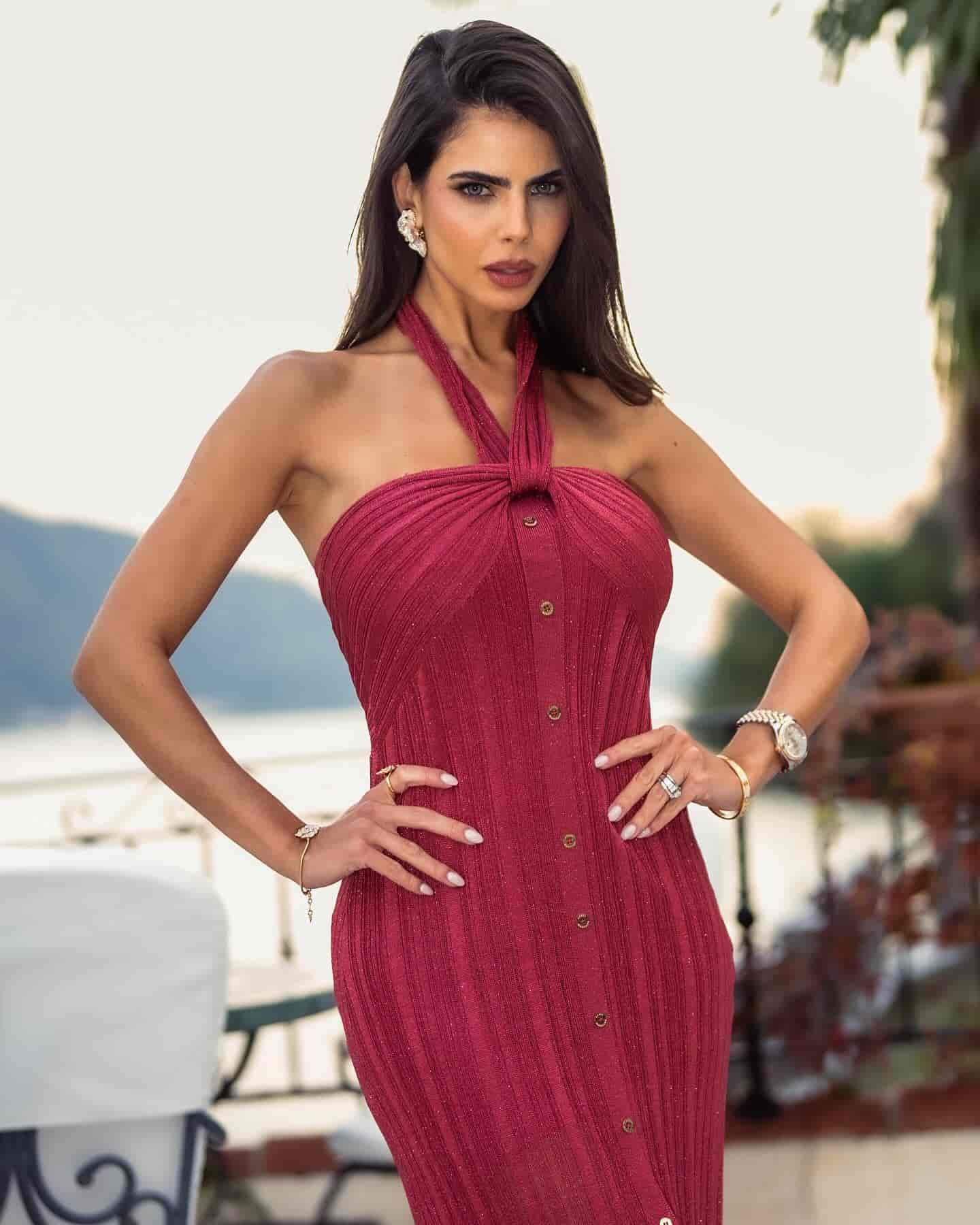 Daniela Oliveira | Bio, Wiki, Age, Height, Net Worth, Dating, Trivia