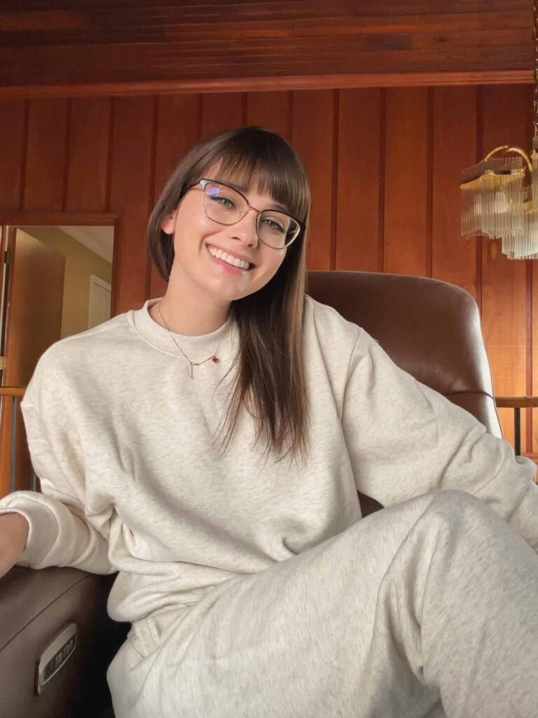 Haesicks | Bio, Wiki, Age, Height, Net Worth, Dating, Trivia