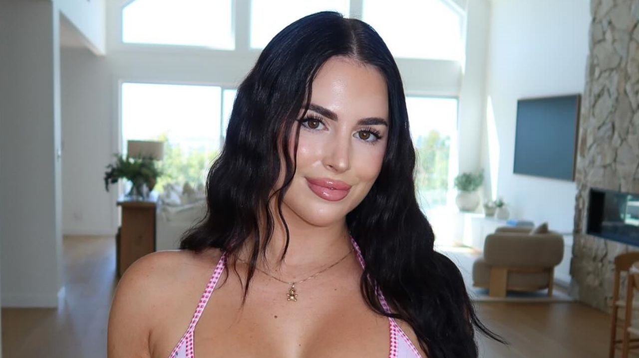 Isabelle Jade | Bio, Wiki, Age, Height, Net Worth, Dating, Trivia