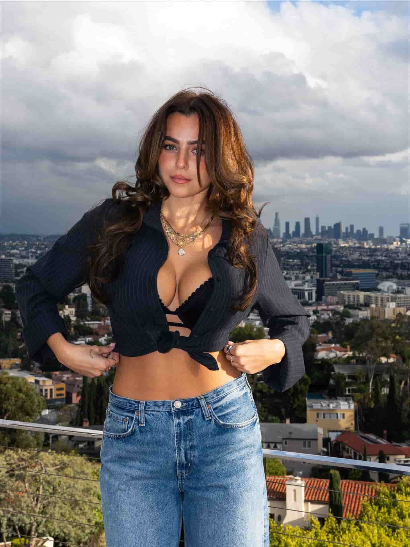 Monika Mancini | Bio, Wiki, Age, Height, Net Worth, Dating, Trivia