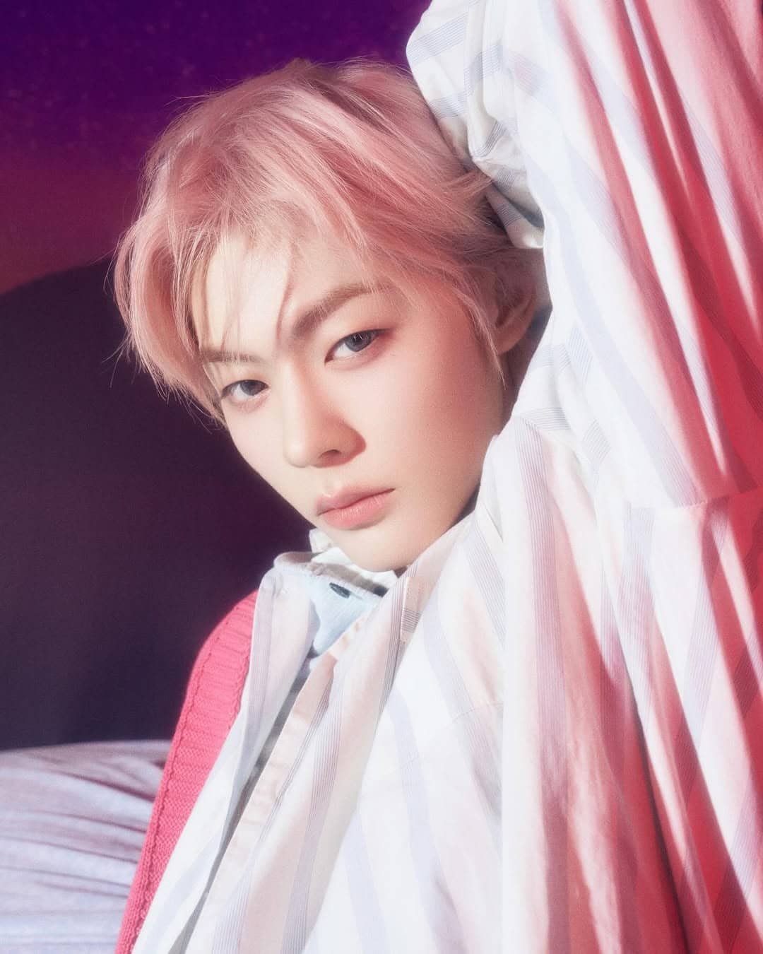 Hong   Members, Profile, Bio, Wiki, Age, Height, Trivia, Fame