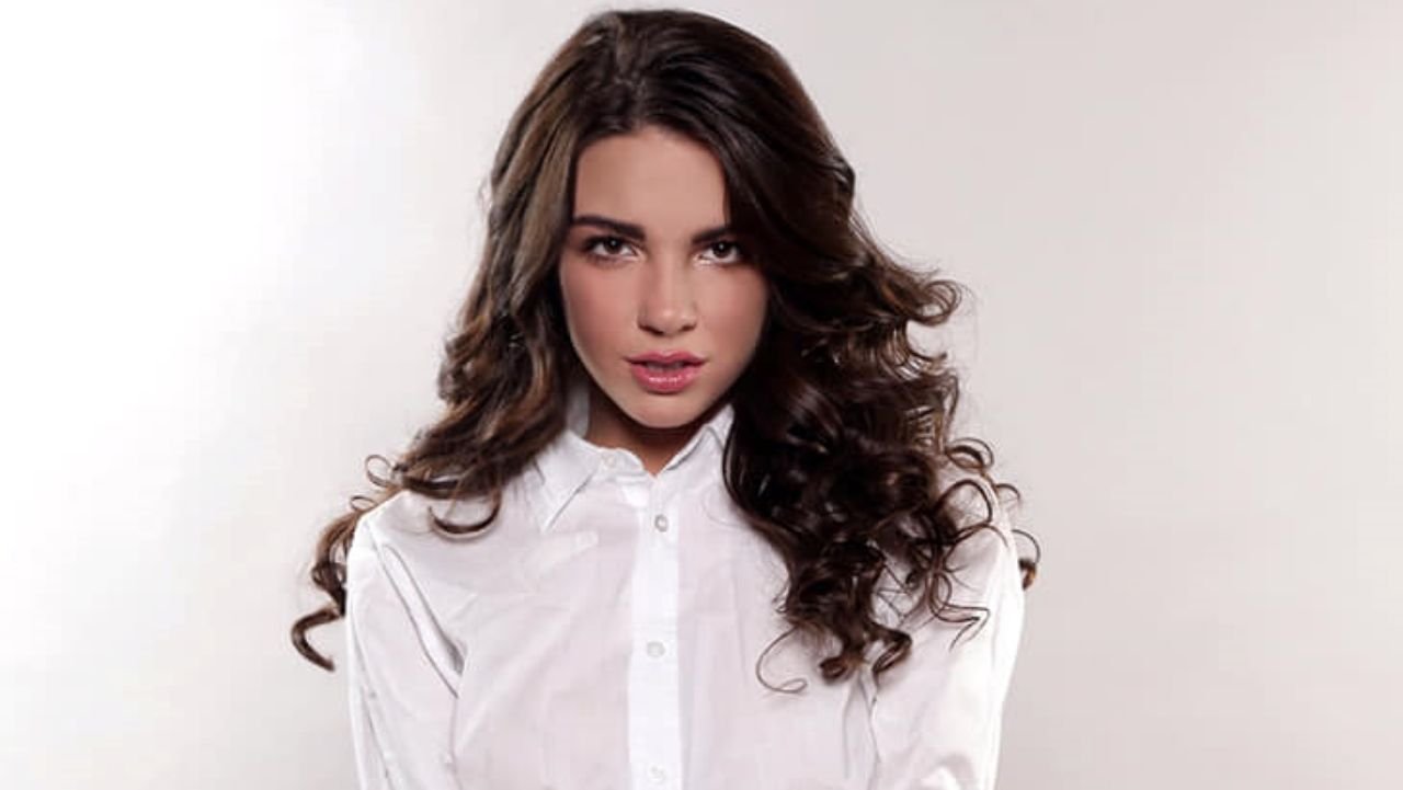 Jessica Ashley Deluge | Bio, Wiki, Age, Height, Net Worth, Dating, Trivia