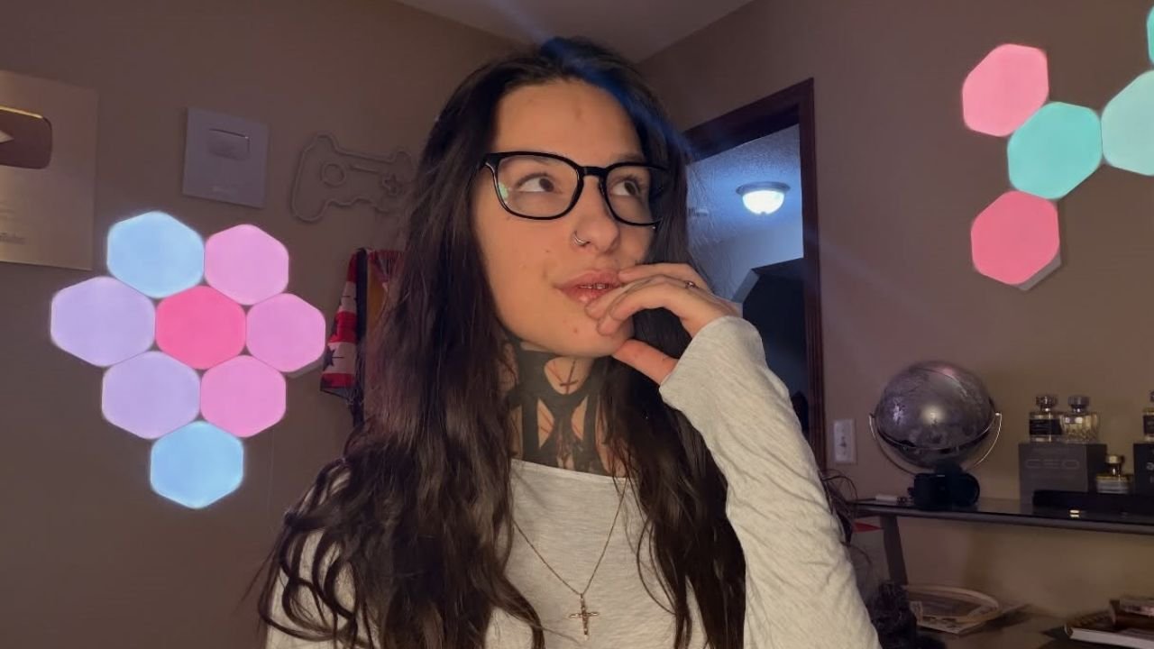 Roma Army | Bio, Wiki, Age, Height, Net Worth, Dating, Trivia