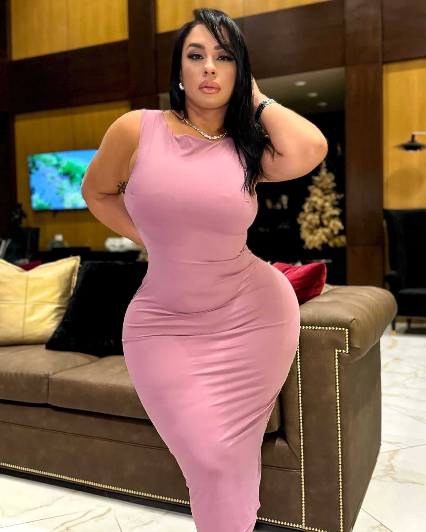 Selene Castle | Bio, Wiki, Age, Height, Net Worth, Dating, Trivia