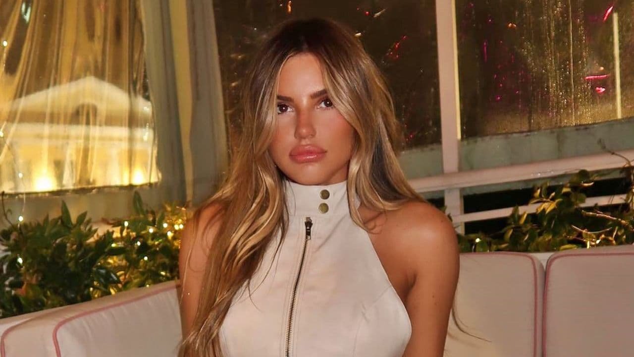 Iris Kendall | Bio, Wiki, Age, Height, Net Worth, Dating, Trivia