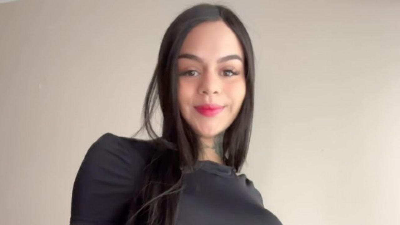 Victoriahjt (Victoria Hernández) | Bio, Wiki, Age, Height, Net Worth, Dating, Trivia